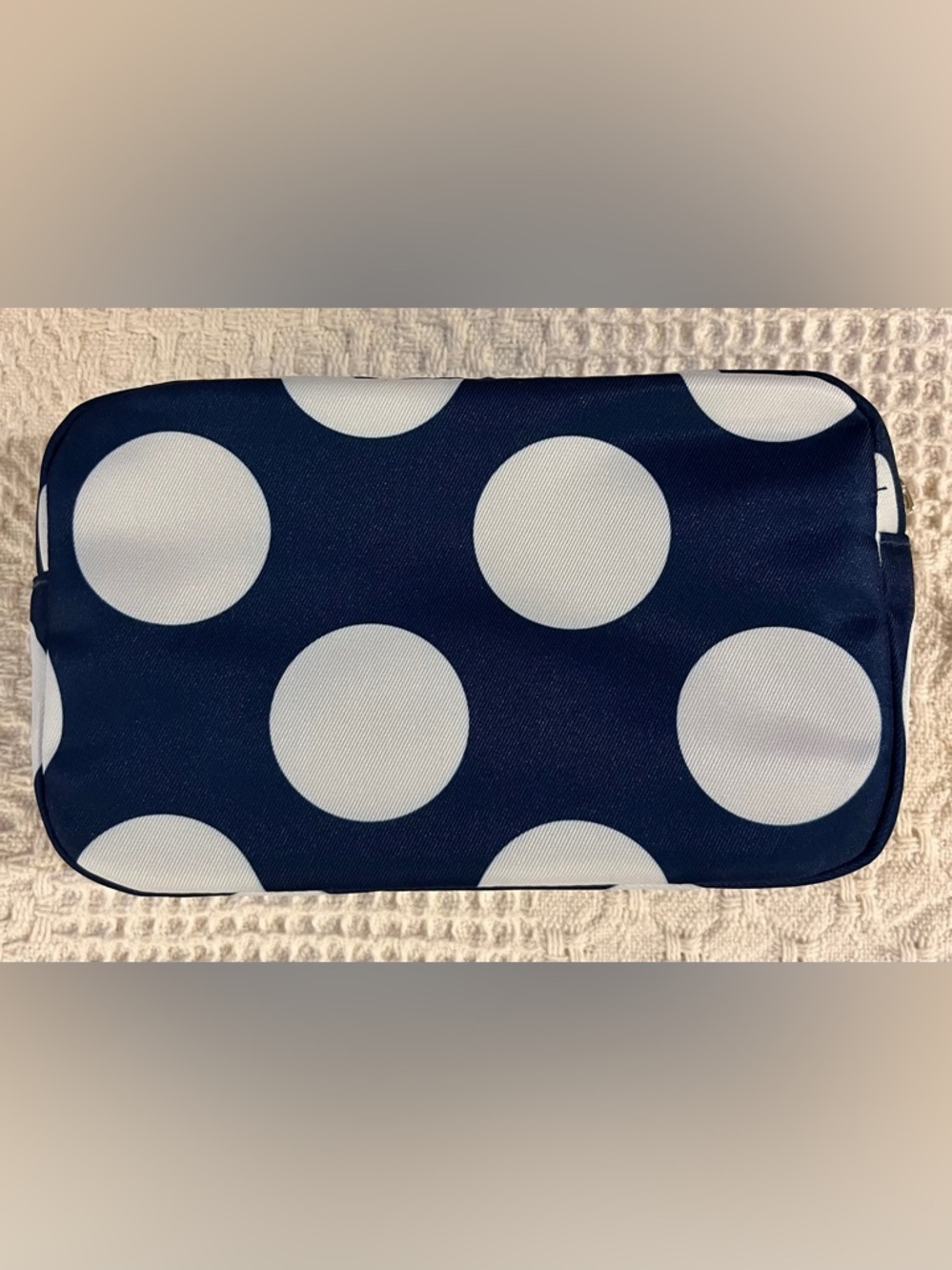 Clinique x Kate Spade Navy & White Striped and Spotted Cosmetic Pouch New - Picture 2 of 7